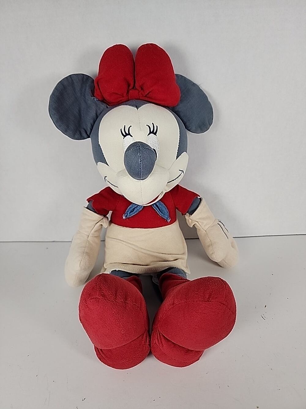 Disney Store - Indian Summer Minnie Mouse - Plush 16”, Stuffed Animal